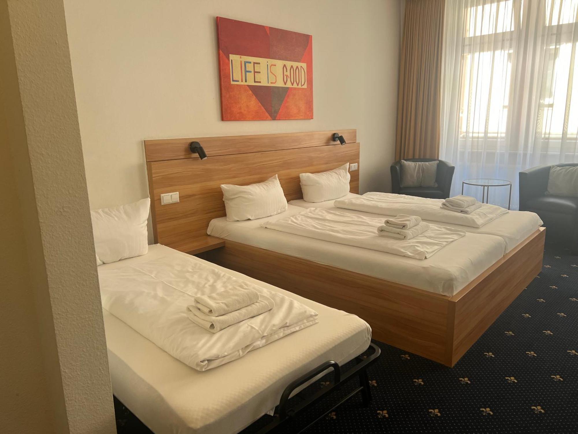 Capri Hotel 3*