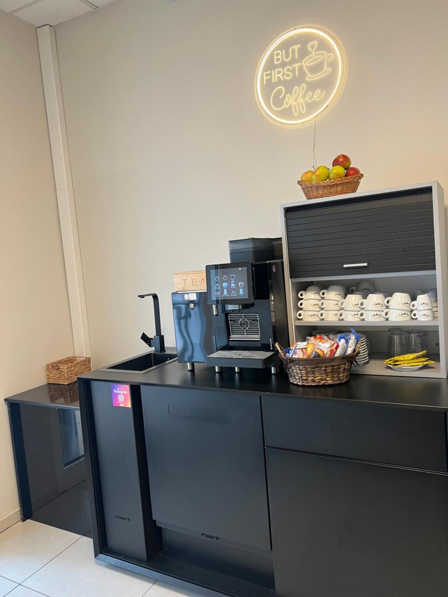 Capri Hotel 3*