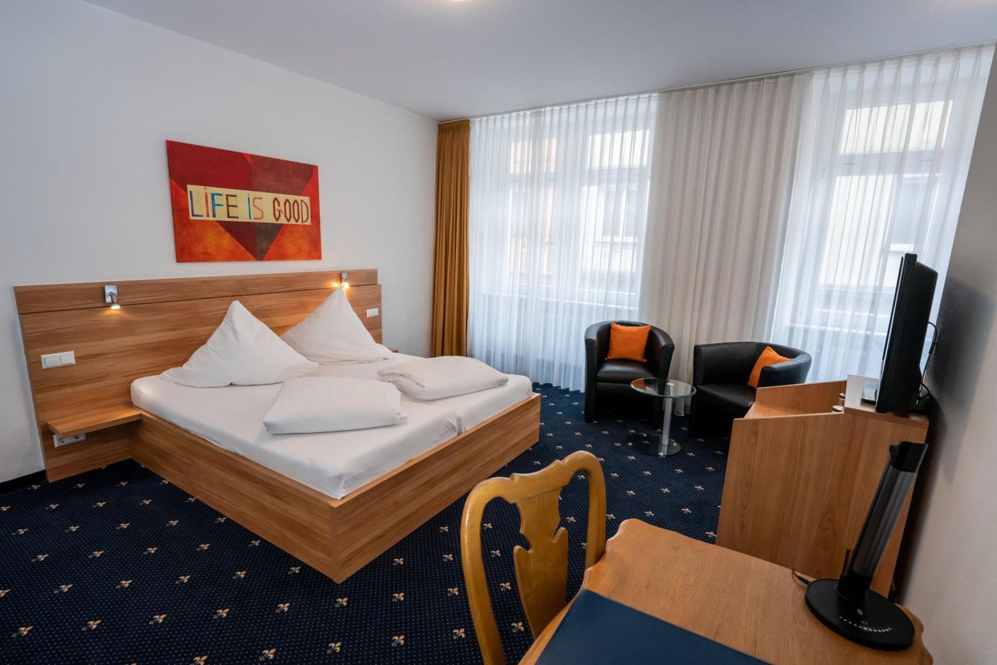 Capri Hotel 3*